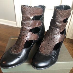 Anthropologie-Everybody Laser-cut Booties